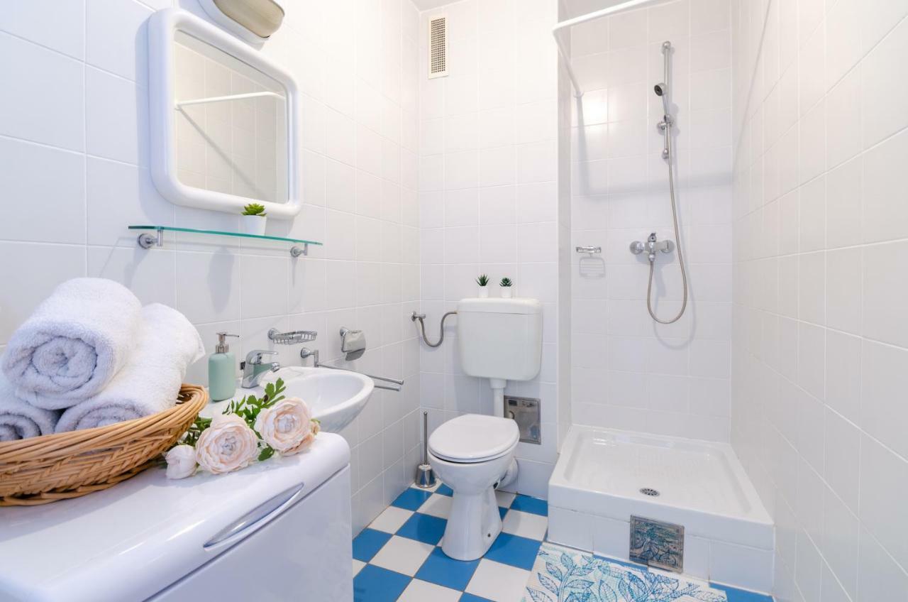 Apartment Tia Crikvenica Bagian luar foto