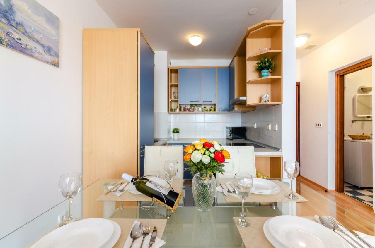 Apartment Tia Crikvenica Bagian luar foto