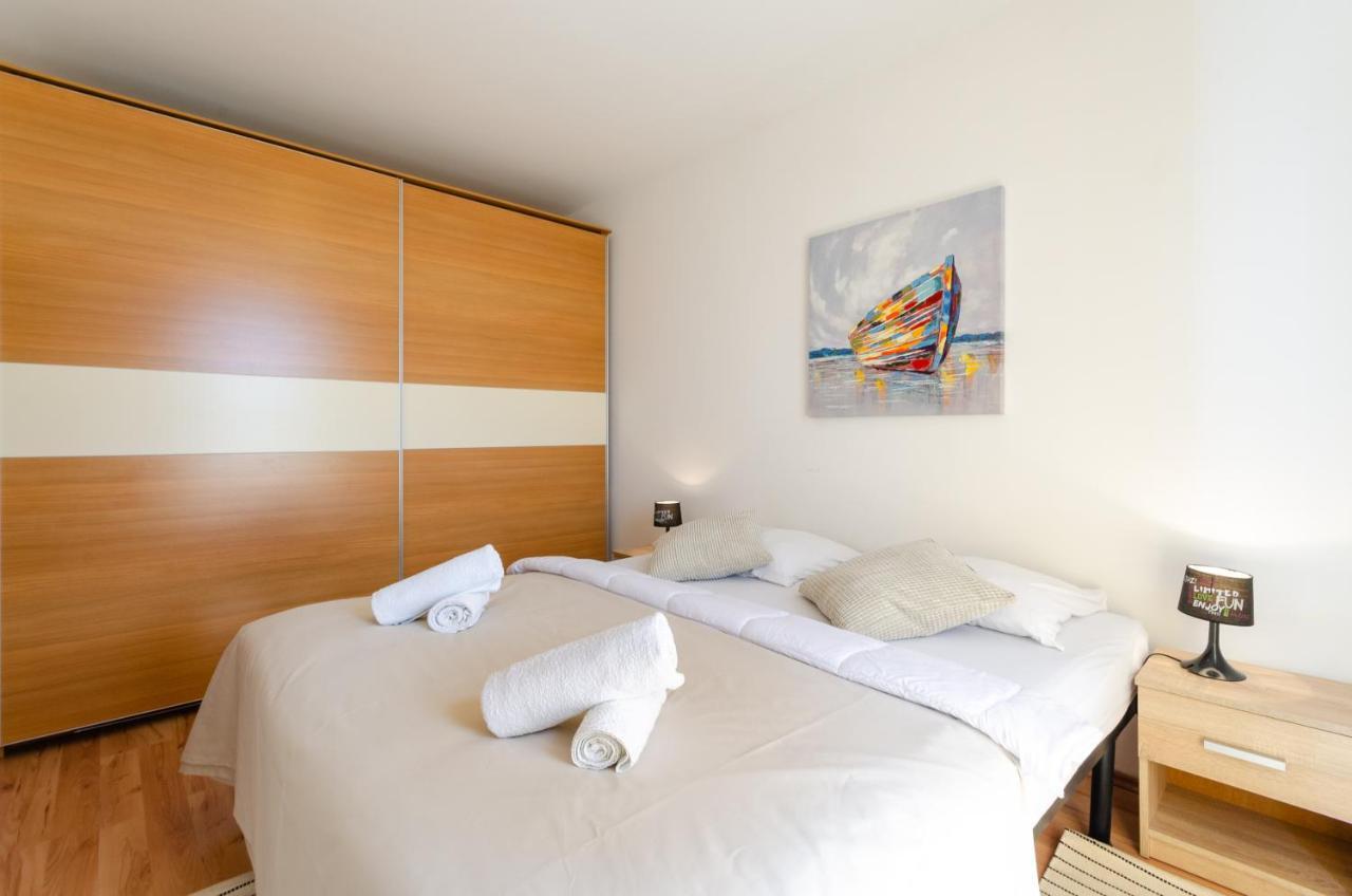 Apartment Tia Crikvenica Bagian luar foto